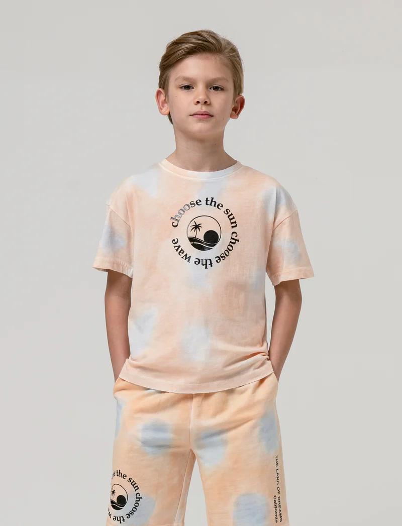 T-shirt stampata tie-dye da bambino - Fantasia