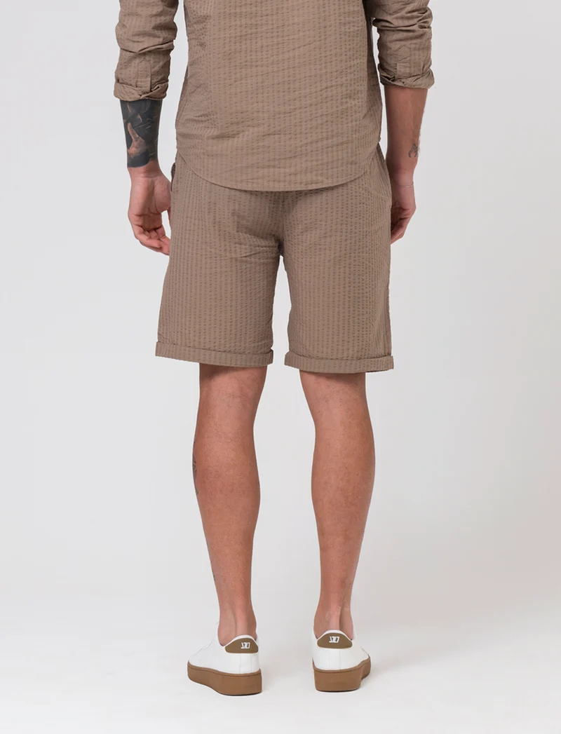 Bermuda jogger in seersucker da uomo - Grigio tortora