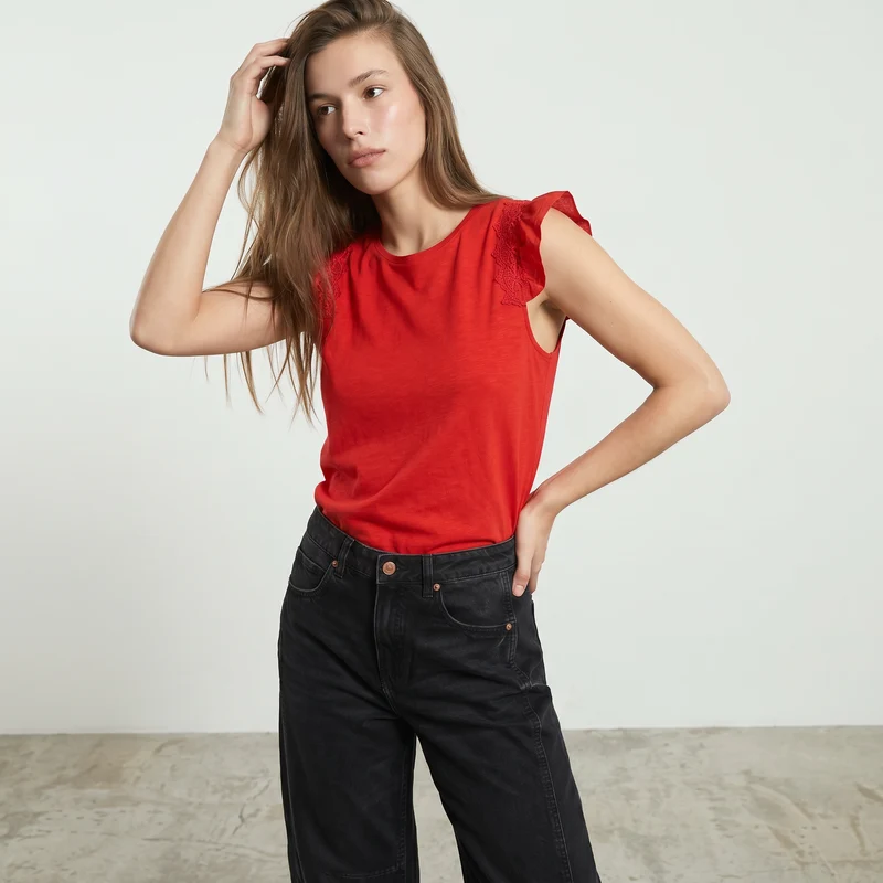Maglia in pizzo con maniche ad aletta - Corallo