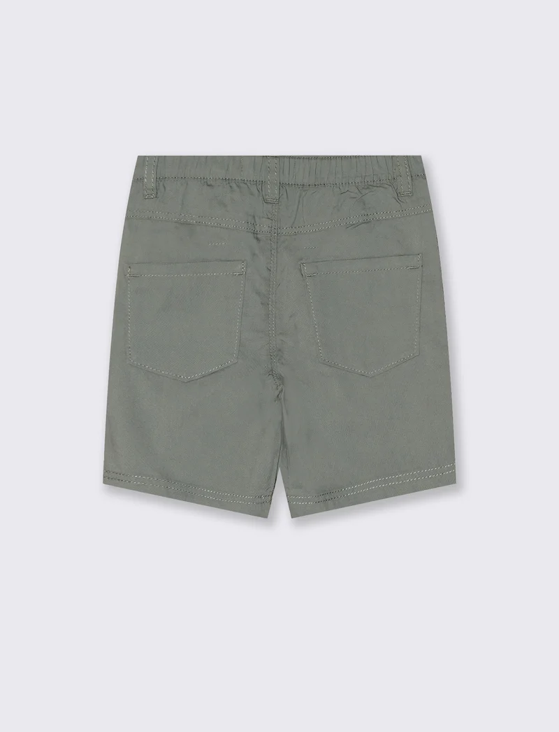 Bermuda in cotone con tasche a filo - Verde salvia