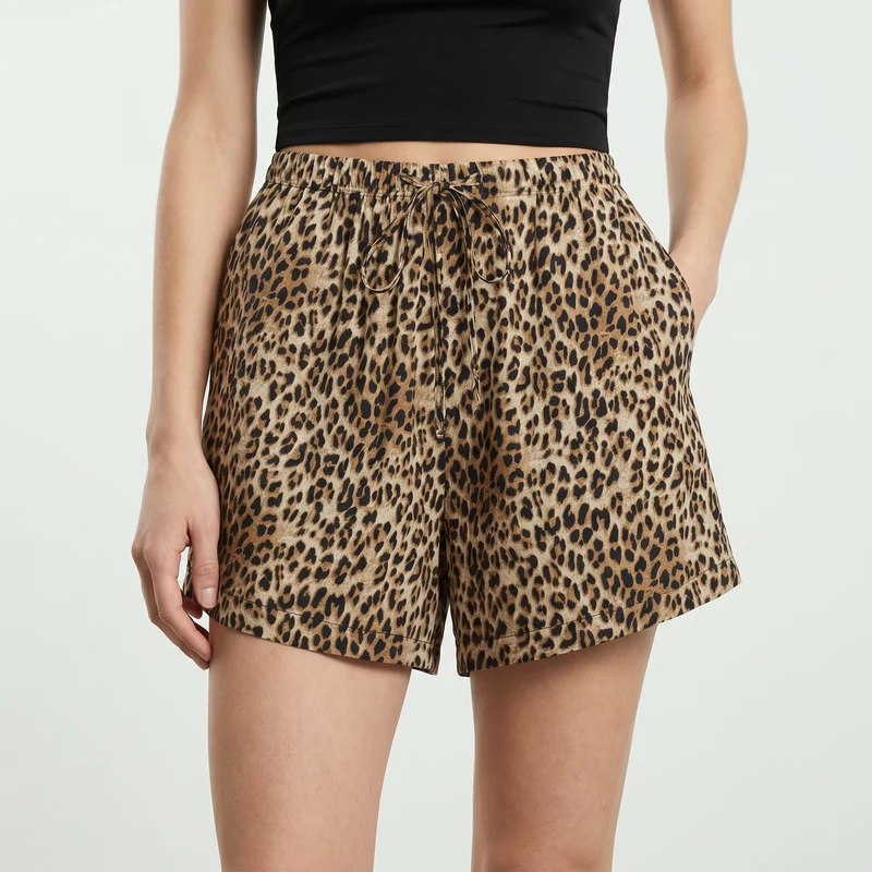 Short in tessuto stampato con vita arricciata - var 2