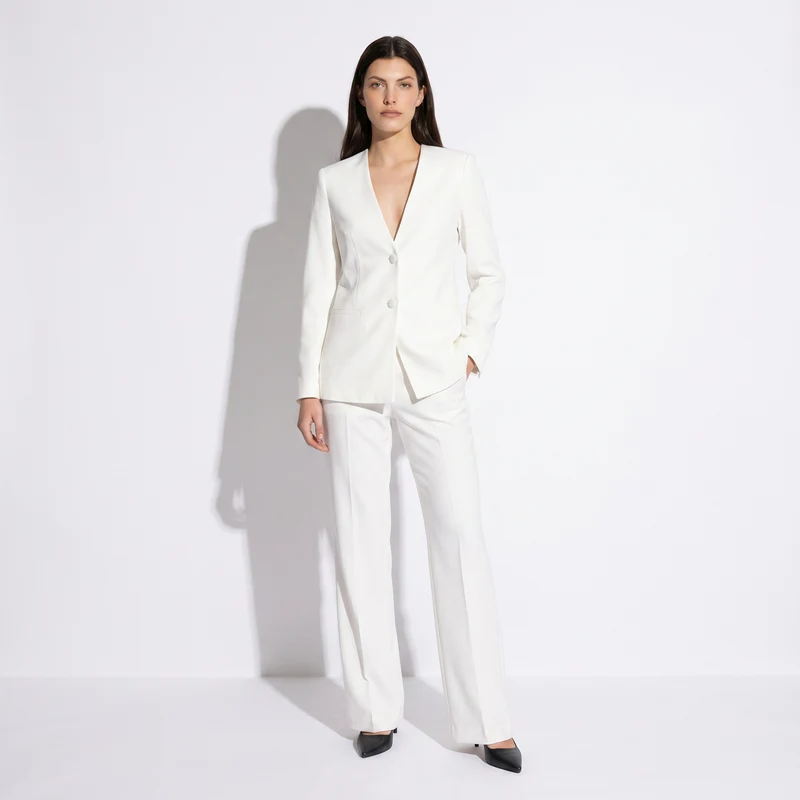 Giacca Monopetto con Scollo a V e Bottoni - Bianco latte