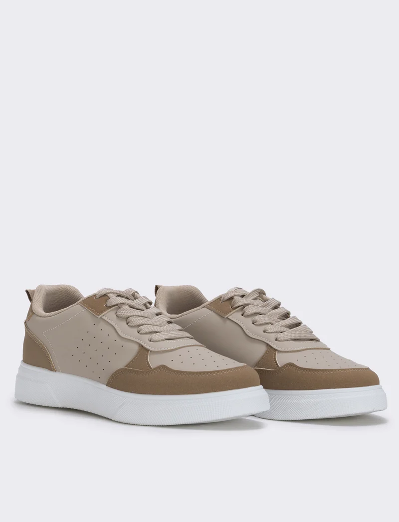 Sneakers bianche con riporti a contrasto - Beige