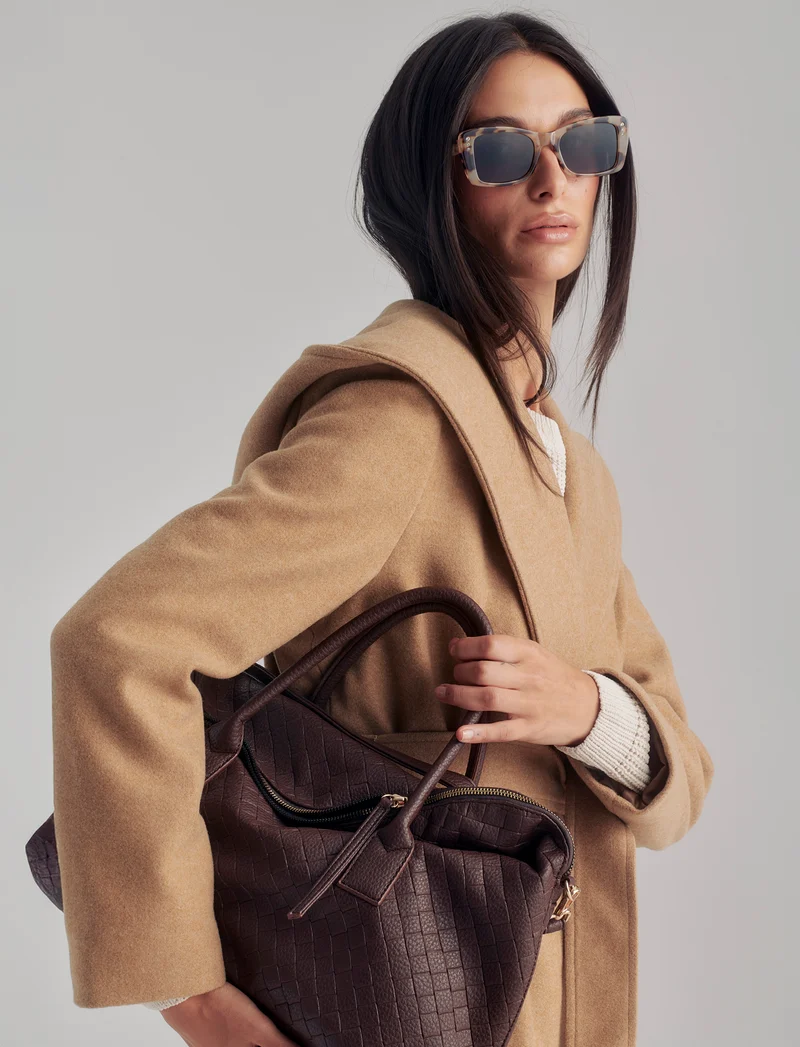 CAPPOTTO CON CAPPUCCIO E CINTA - Cammello