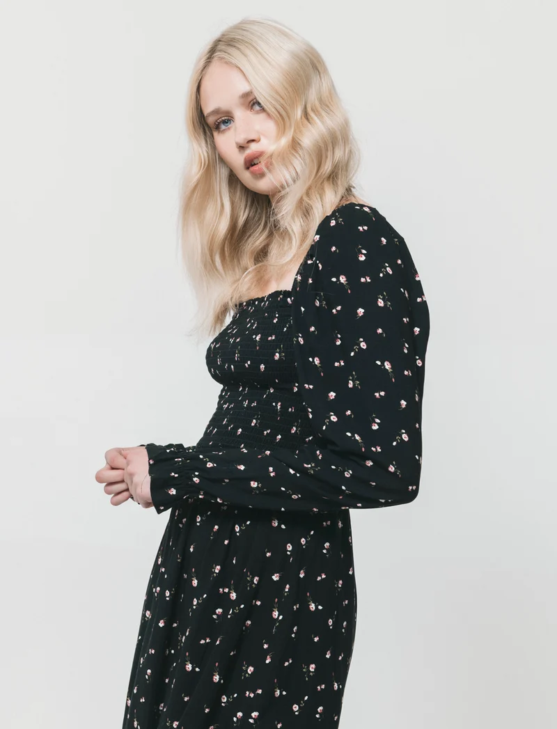 Vestito Corto Manica Lunga in Smock - var 1