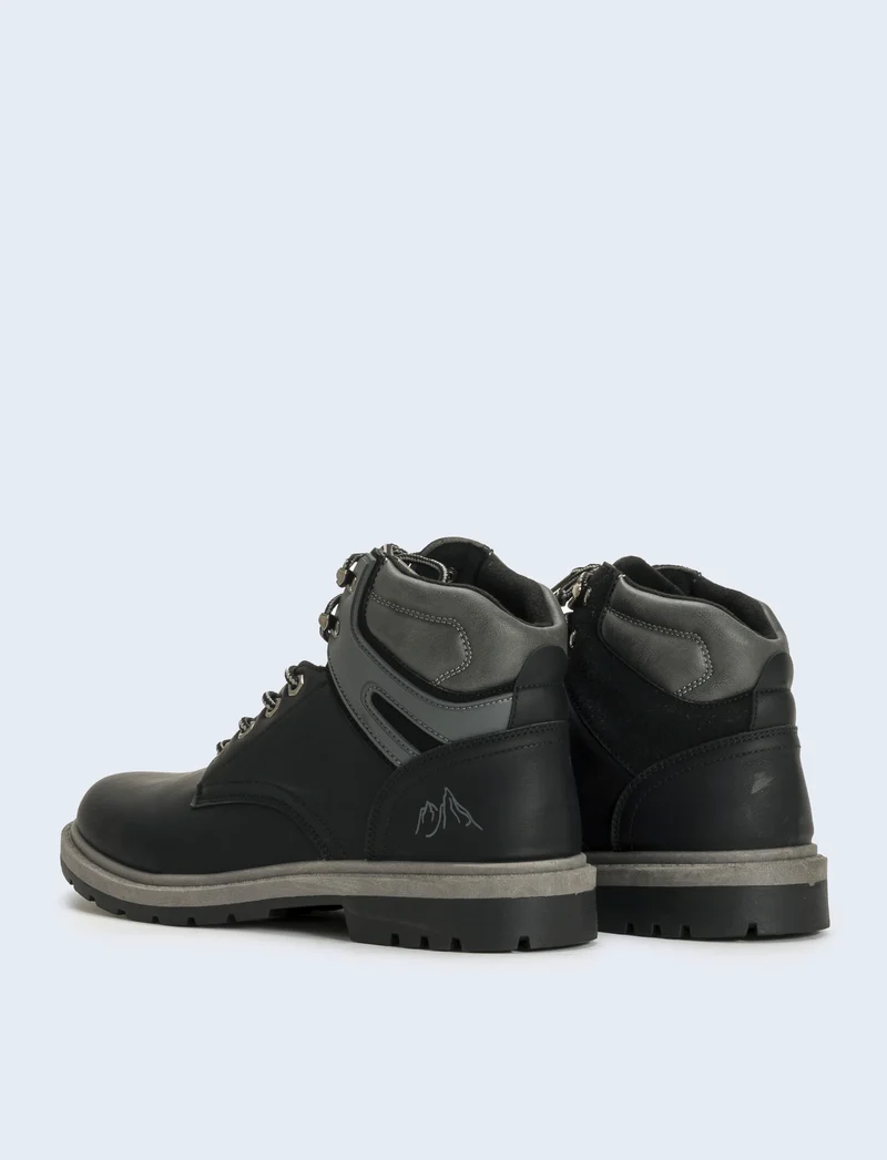 Scarpa stringata da uomo - Nero