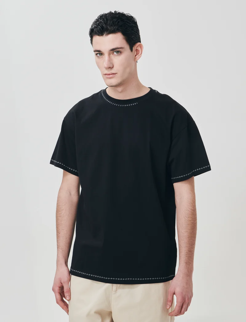 T-shirt heavy weight con impunture a contrasto - Nero