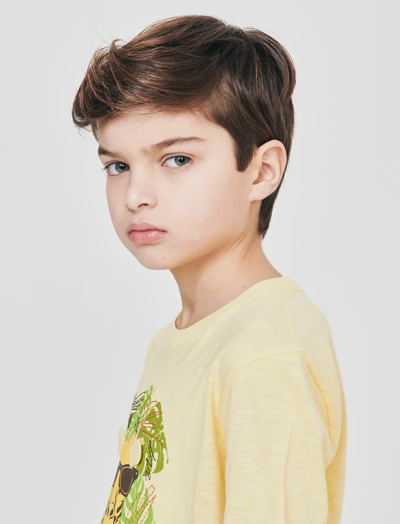T-shirt con stampe - Giallo