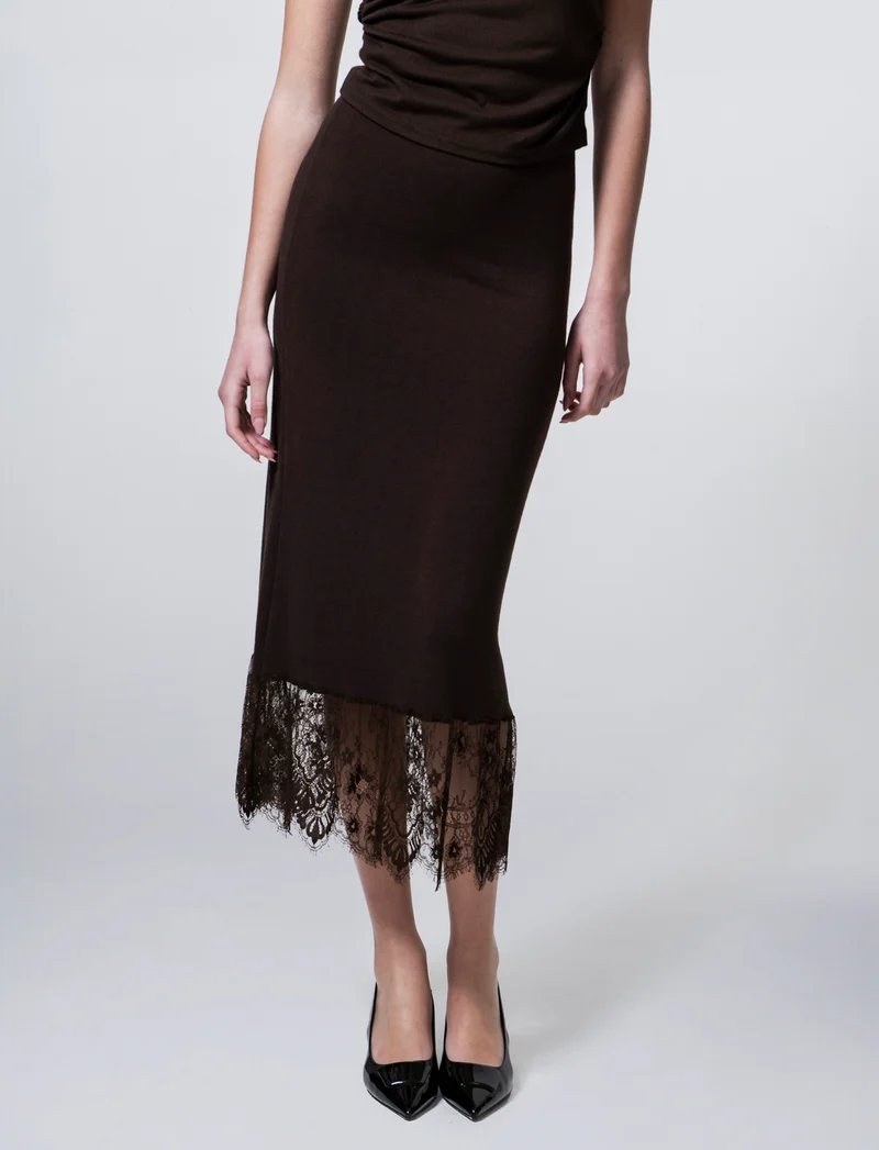 Gonna lunga in maglia con pizzo al fondo - Moro