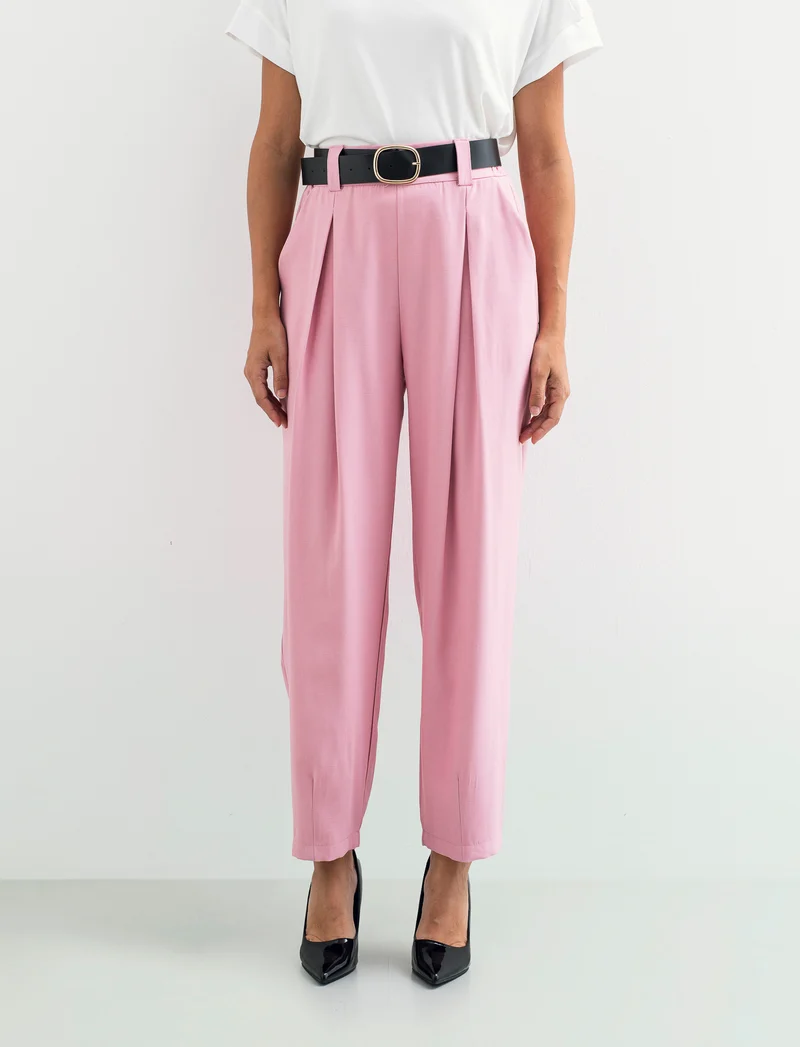 Pantaloni con cintura - Rosa