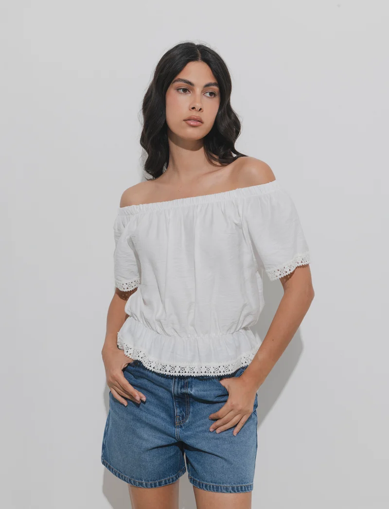 T-shirt con pizzo da donna - Bianco latte