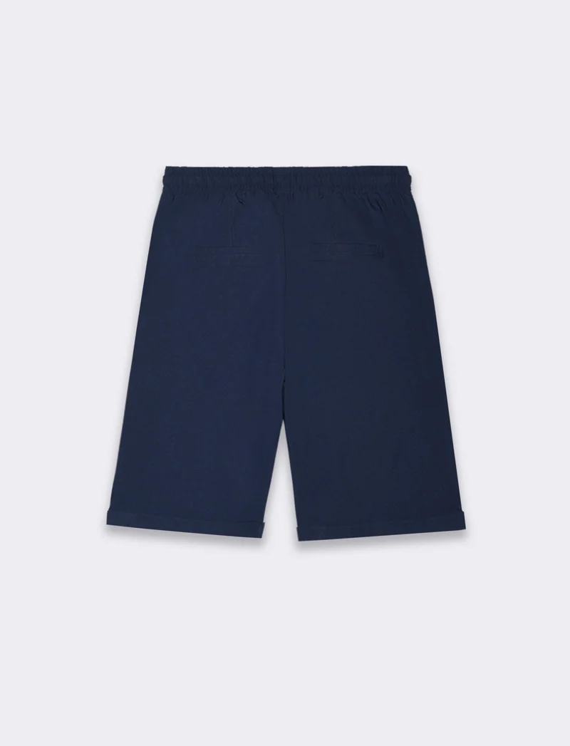 Bermuda con risvolto da donna - Blu