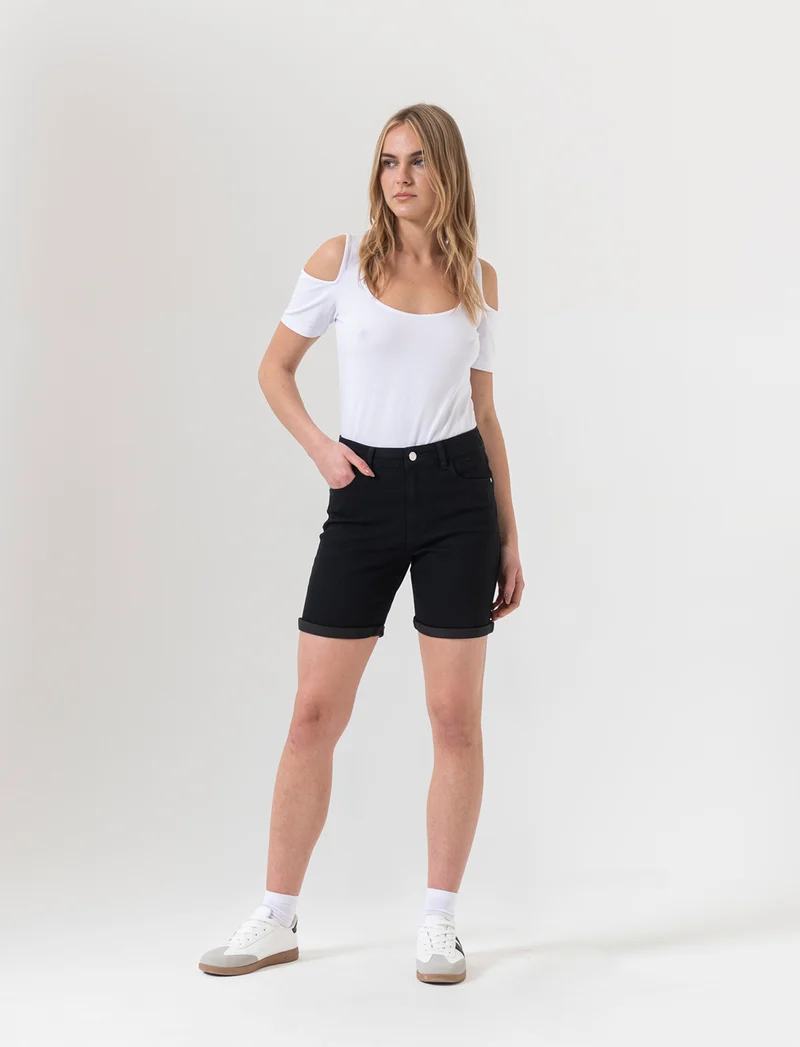 Bermuda in denim da donna - Nero