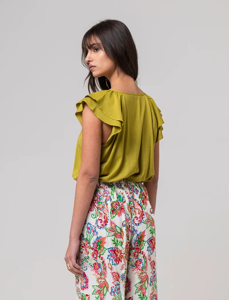 Camicia con volant da donna - Verde pistacchio