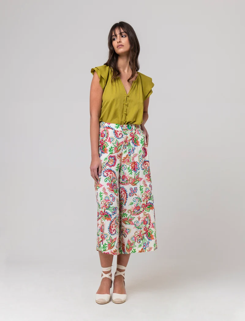 Camicia con volant da donna - Verde pistacchio