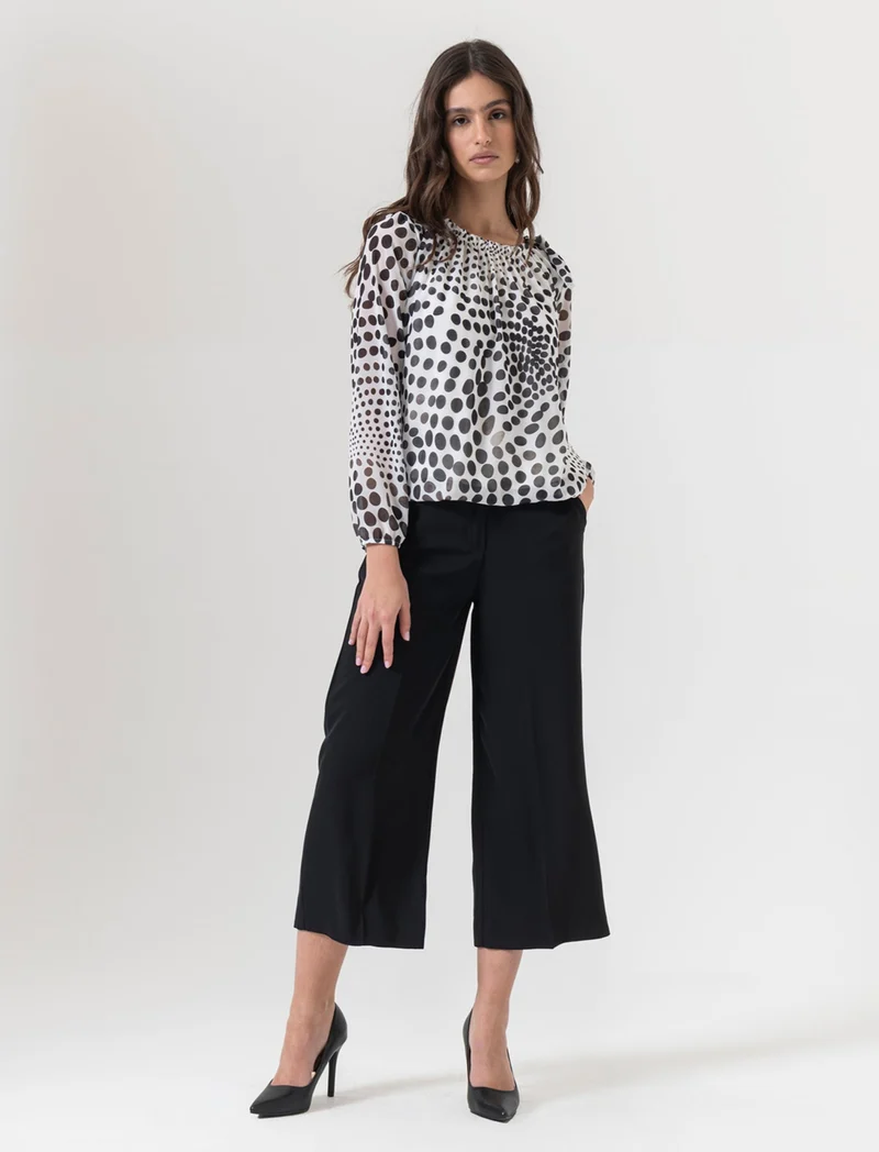 Pantalone coulotte con tasche ed elastico al dietro - Nero
