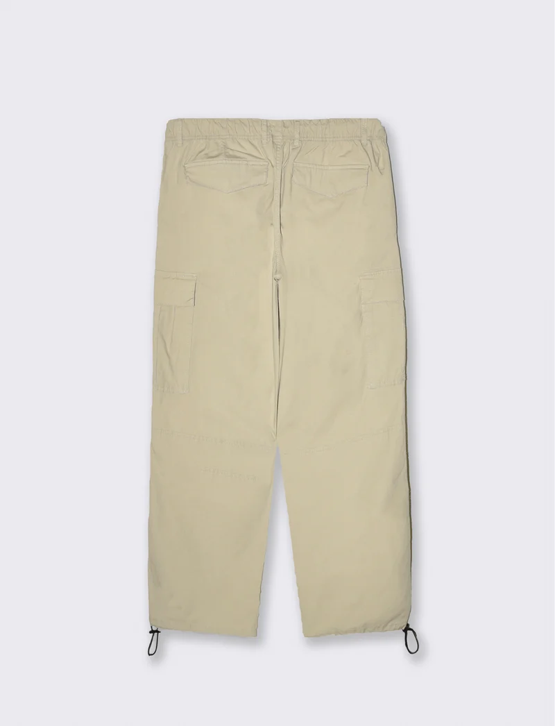 Pantaloni cargo parachute fit da uomo - Grigio ghiaccio