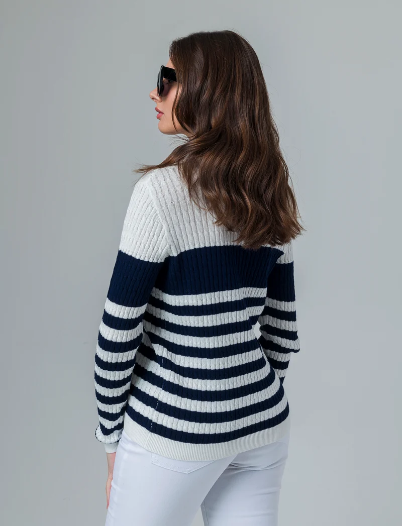 Maglia basica giro collo a trecce da donna - var 1