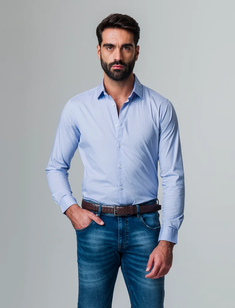 Camicia in popeline elasticizzata slim fit da uomo - Celeste