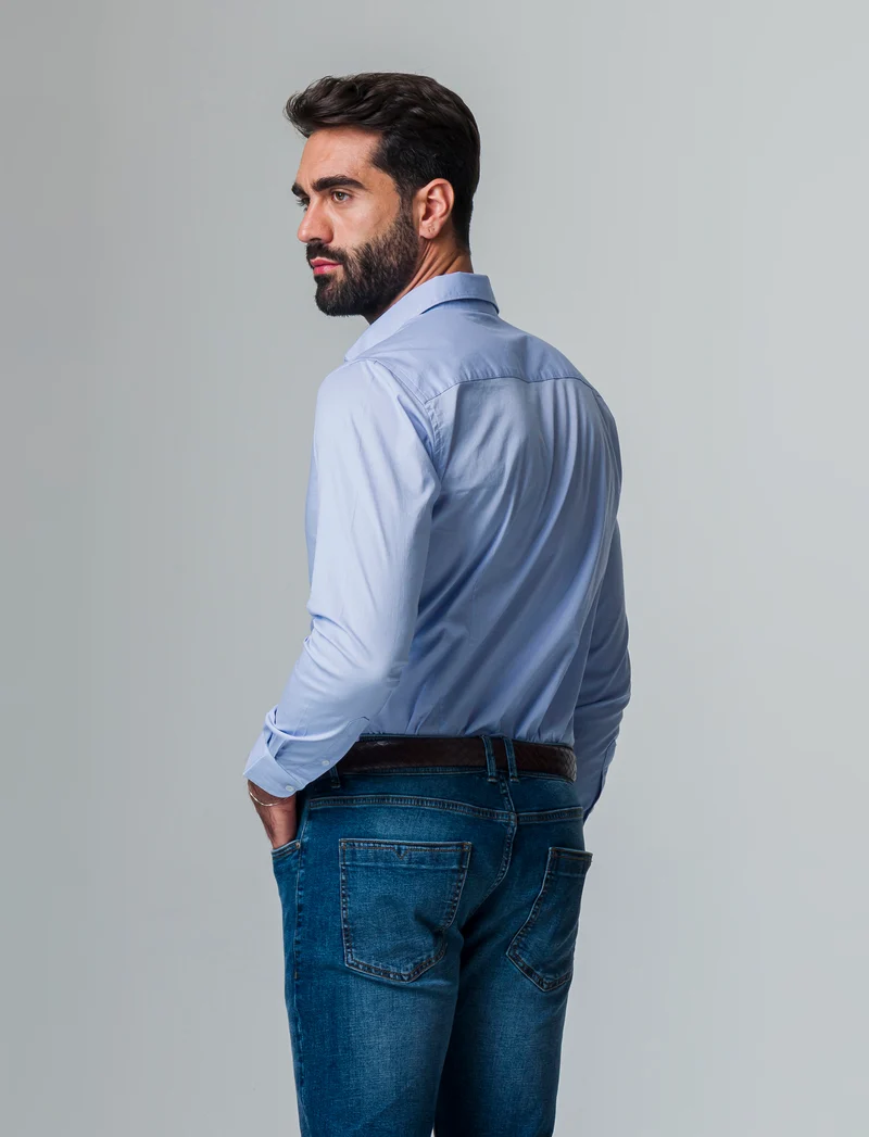 Camicia in popeline elasticizzata slim fit da uomo - Celeste