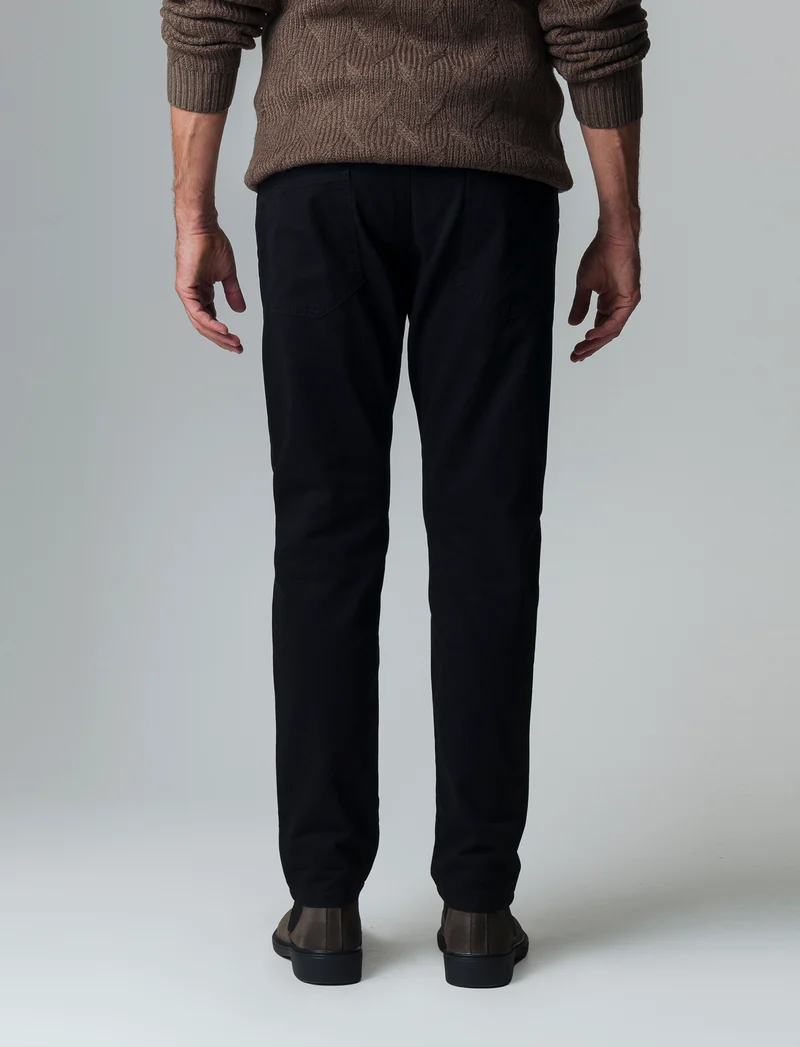 Pantaloni basic 5 tasche regular fit da uomo - Nero