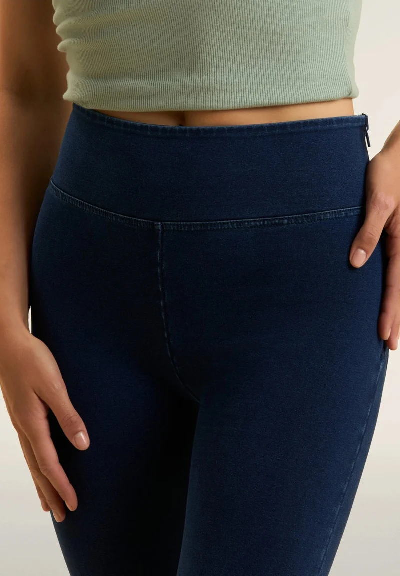 WR.UP Push-Up High Waist Bootcut Pant - Denim Dark Blue - Blue Seam