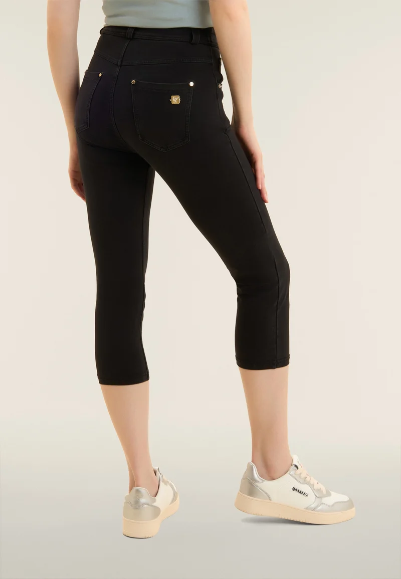 N.O.W. Yoga High Waist Skinny Capri Denim Jeans - Denim Black - Black Seam