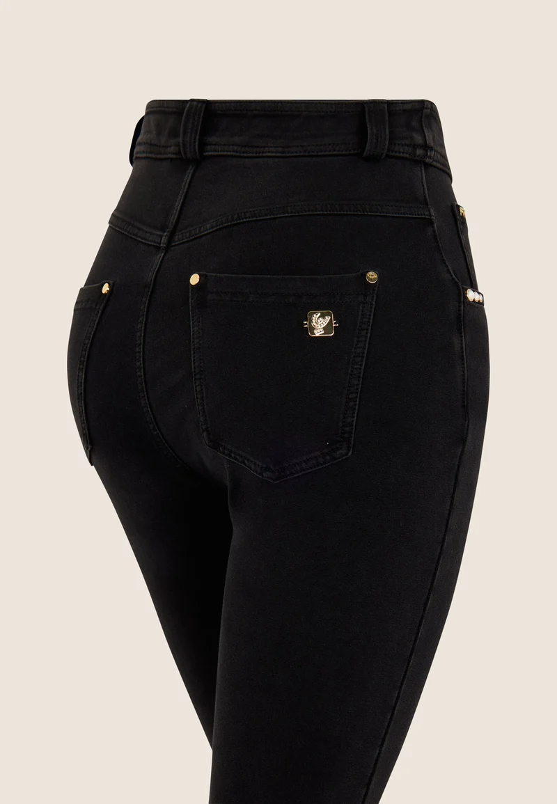 N.O.W. Yoga High Waist Skinny Capri Denim Jeans - Denim Black - Black Seam