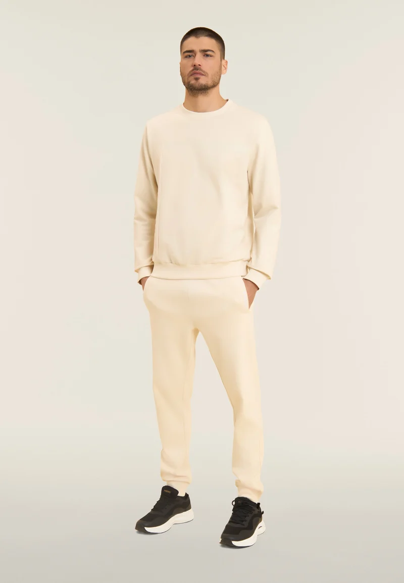 Crew neck sweatshirt with tone-on-tone "TRAINING" print - White Swan