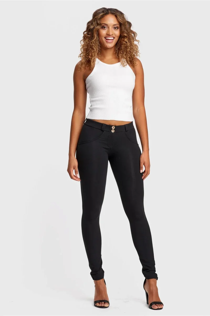 WR.UP Push-Up Regular Waist Skinny Pants - Black