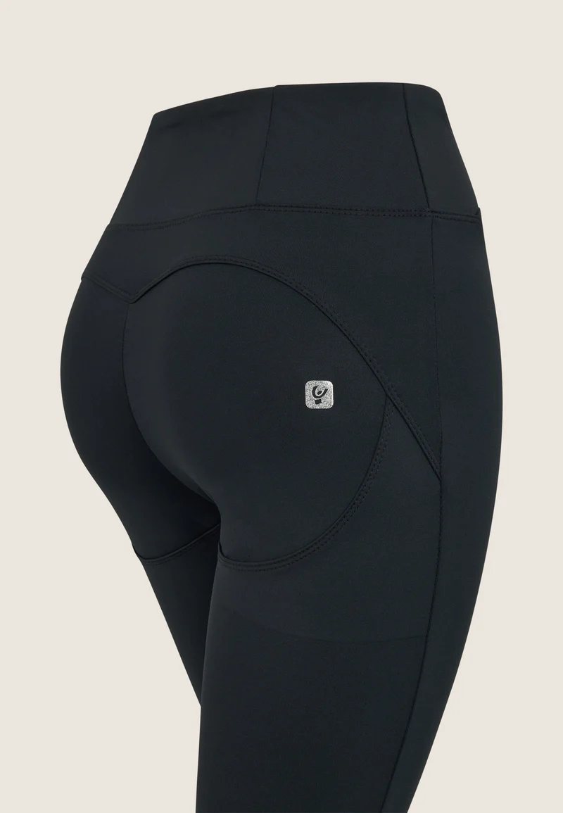 WR.UP Core Push-Up High Waist Skinny 7/8 Flex Tech Leggings - Black