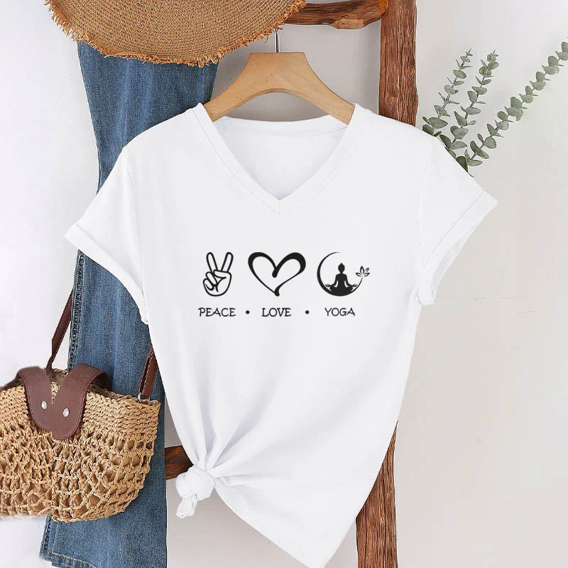 Olivenorma Boho Peace Love Yoga Peace Sign Heart Meditation Graphic Damen V-Ausschnitt T-Shirt