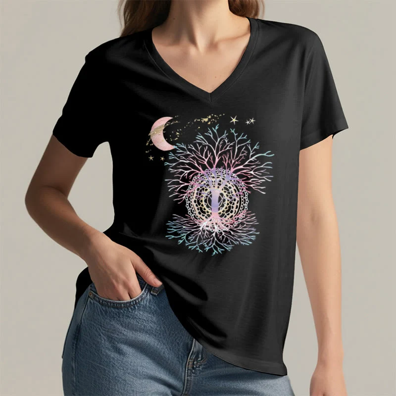Olivenorma Boho Halbmond Stern Galaxie Baum des Lebens Grafik Damen V-Ausschnitt T-Shirt