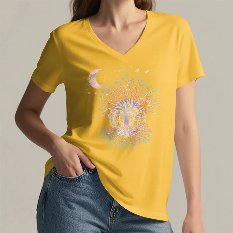 Olivenorma Boho Halbmond Stern Galaxie Baum des Lebens Grafik Damen V-Ausschnitt T-Shirt