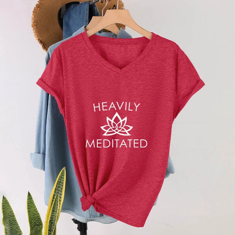 Olivenorma Damen-T-Shirt mit minimalistischem Lotusblumen-Motiv und V-Ausschnitt