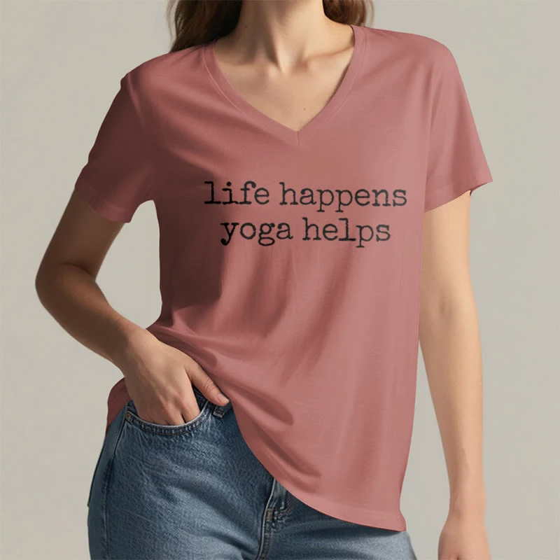Olivenorma Life Happens Yoga Helps Lustiges Textgrafik-Damen-V-Ausschnitt-T-Shirt