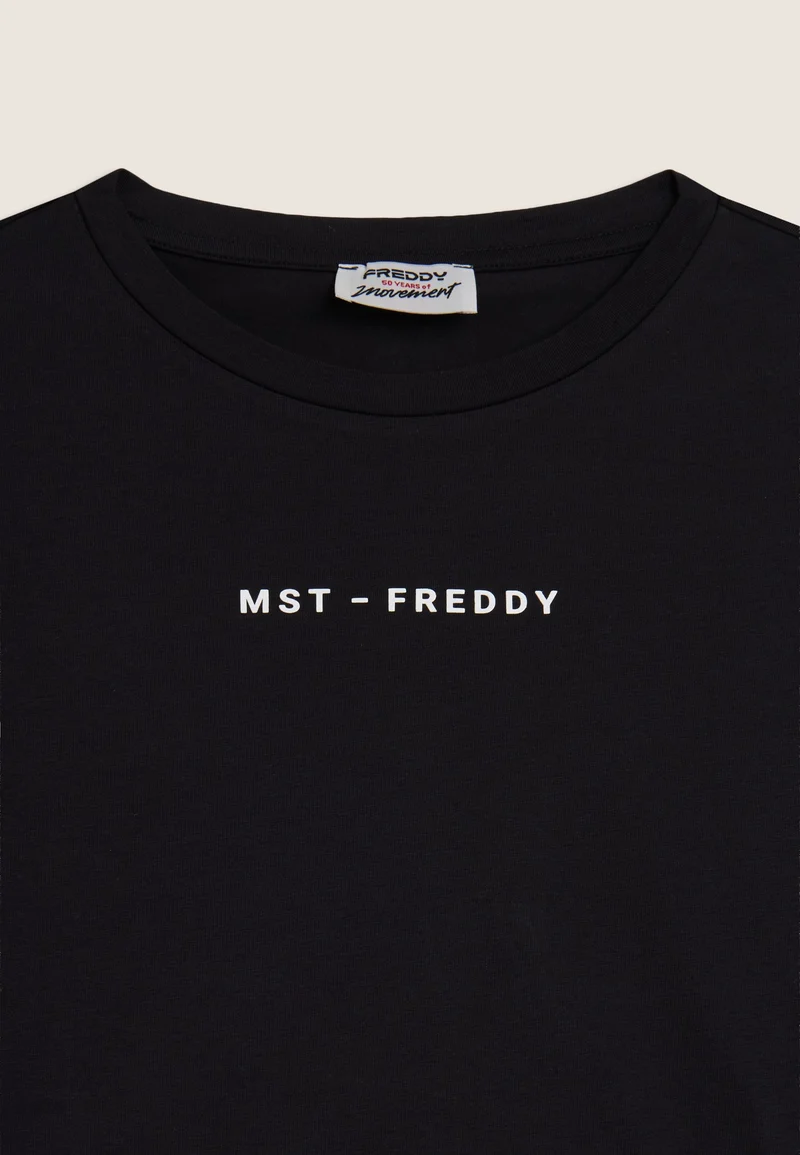 Short-sleeved t-shirt, cropped, with MST FREDDY prints - Black