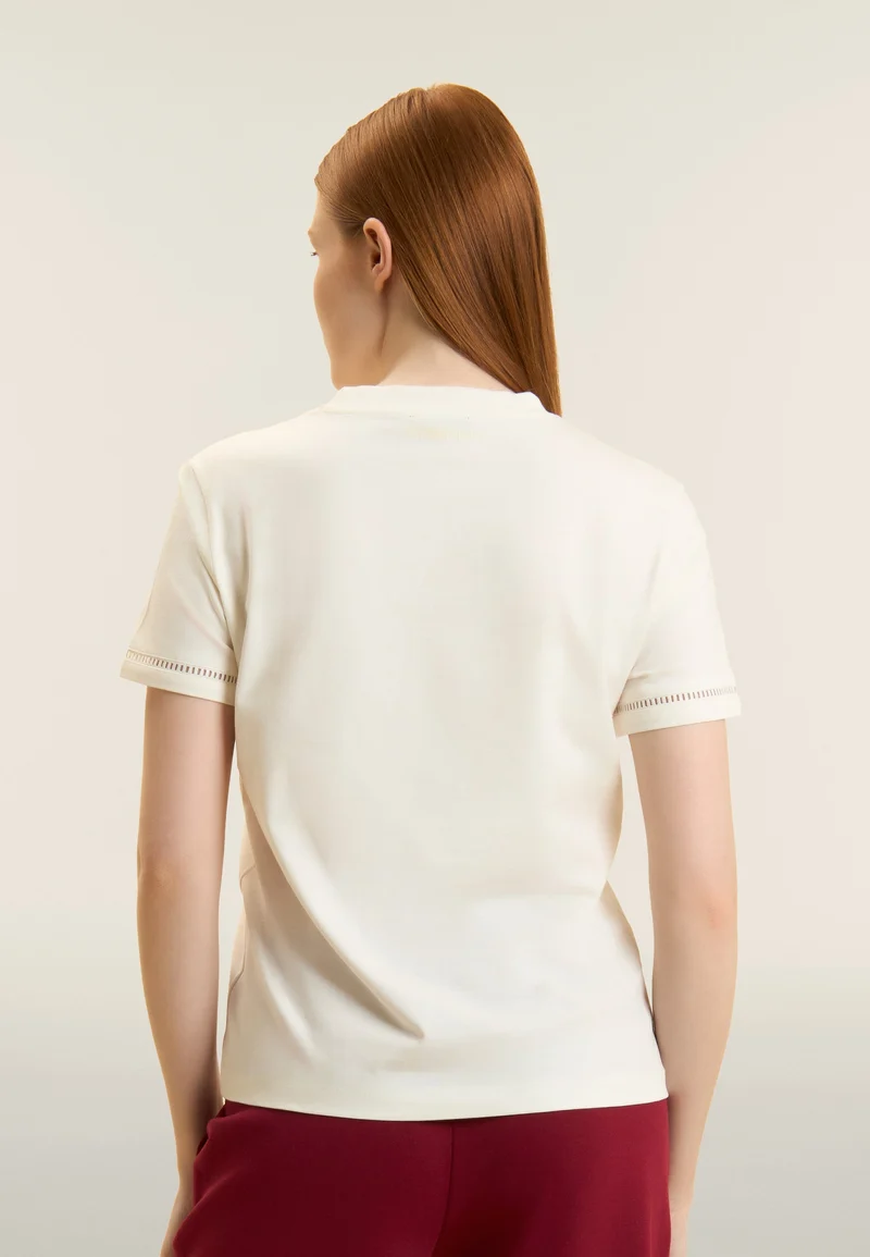 Crew neck t-shirt with perforated logo embroidery - Egret White