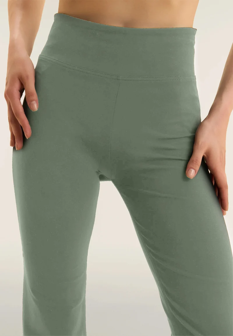 WR.UP Push-Up High Waist Bootcut Pant - Iceberg Green