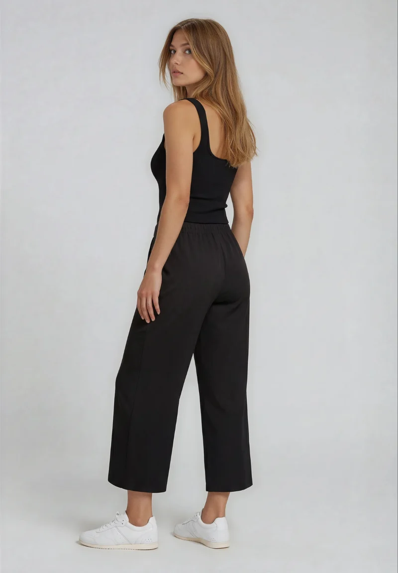 Cropped athletic trousers with wide leg and rhinestones - Black
