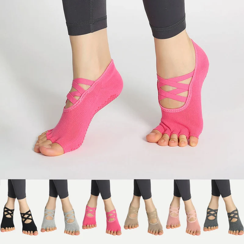 Olivenorma Yoga-Socken für Damen mit verbesserter Traktion, gekreuzten Riemen, offener Zehenpartie und rutschfester Oberfläche