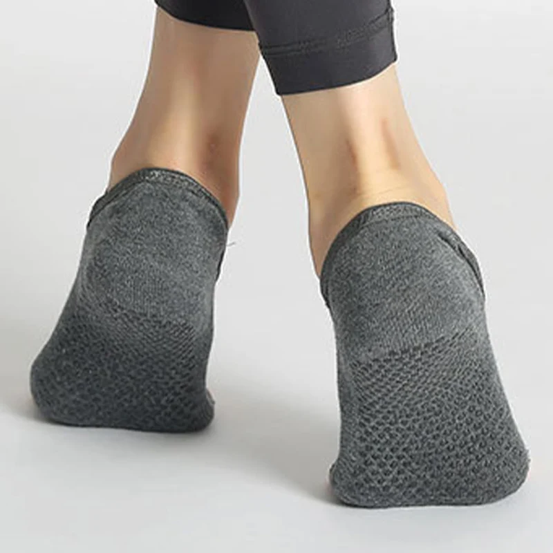 Olivenorma Yoga-Socken für Damen mit verbesserter Traktion, gekreuzten Riemen, offener Zehenpartie und rutschfester Oberfläche