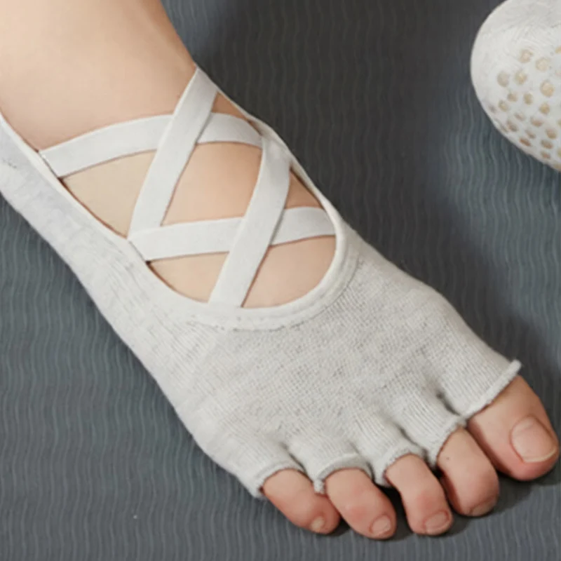 Olivenorma Anti-Rutsch-Socken mit gekreuzten Riemen für Yoga, Pilates & Barre – Damen-Yogasocken