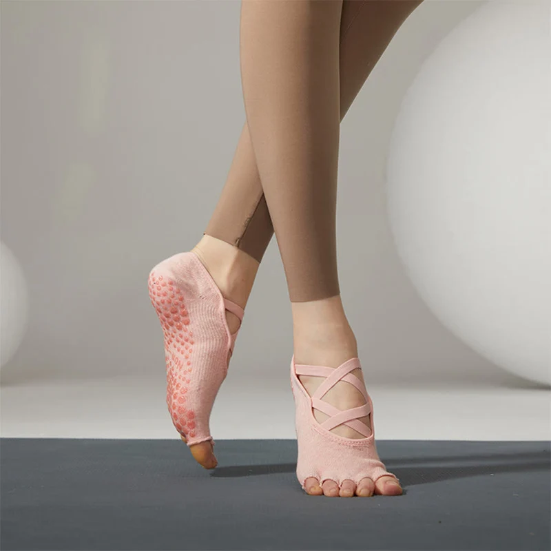 Olivenorma Anti-Rutsch-Socken mit gekreuzten Riemen für Yoga, Pilates & Barre – Damen-Yogasocken