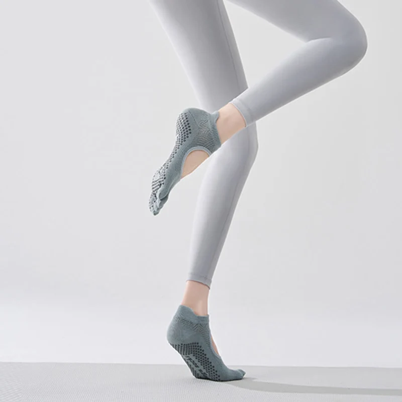 Olivenorma Multi-Sport Fünf-Zehen-Socken mit rutschfester Oberfläche und offener Seite, Damen-Yoga-Socken