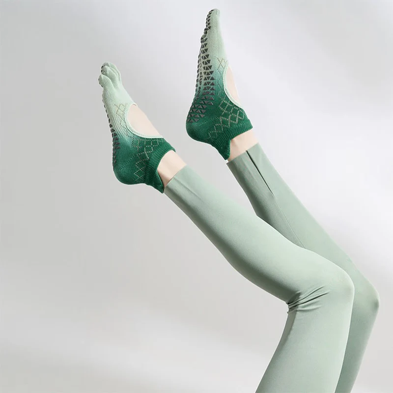 Olivenorma Multi-Sport Fünf-Zehen-Socken mit rutschfester Oberfläche und offener Seite, Damen-Yoga-Socken