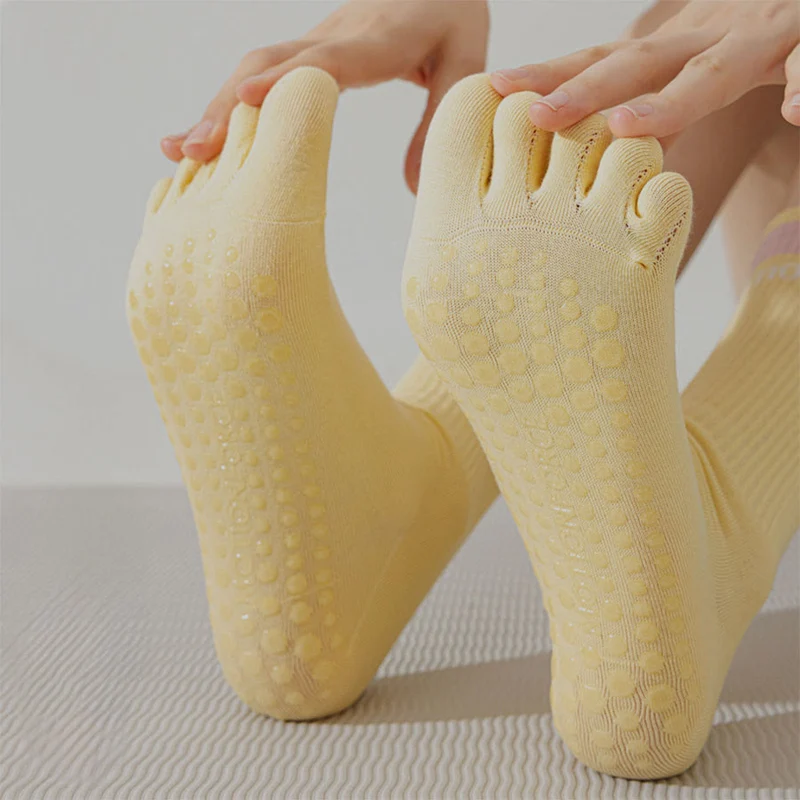 Olivenorma Secure-Fit Fünf-Zehen-Socken mit rutschfestem, kontrastfarbenem Bündchen für Damen – Yoga-Socken