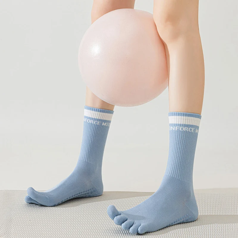 Olivenorma Secure-Fit Fünf-Zehen-Socken mit rutschfestem, kontrastfarbenem Bündchen für Damen – Yoga-Socken