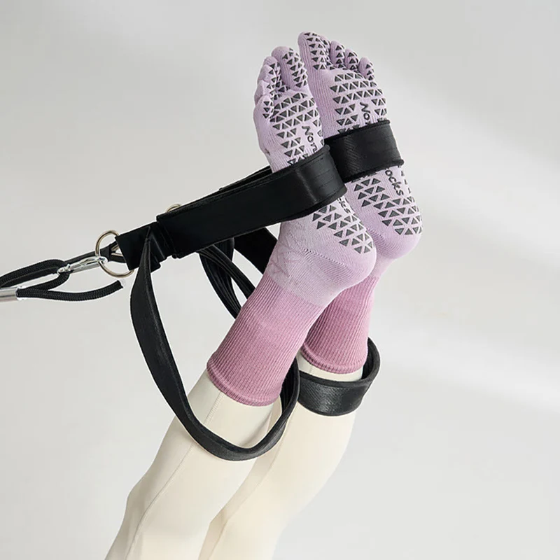 Olivenorma Stylische Batik-Zehensocken mit rutschfester Oberfläche für Indoor-Workouts, Damen-Yogasocken