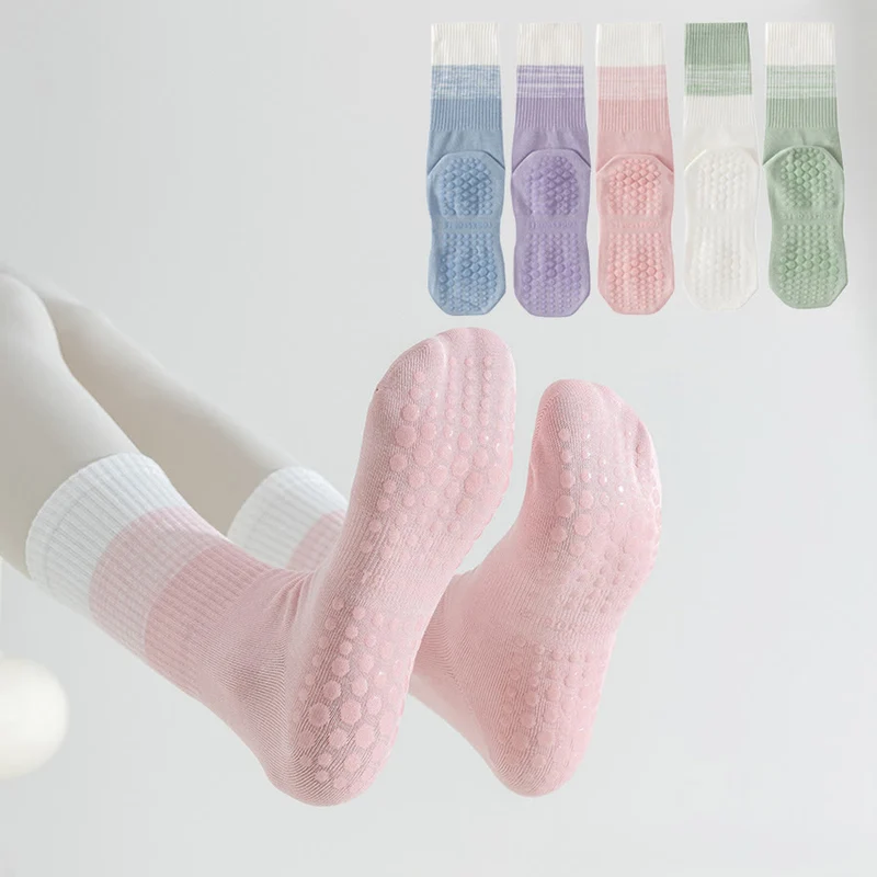 Olivenorma Zweifarbige, knöchellange, rutschfeste Yoga-Socken mit Silikonnoppen für Damen